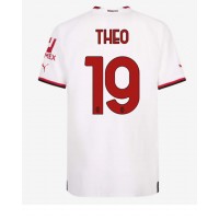 AC Milan Theo Hernandez #19 Udebanetrøje 2022-23 Kortærmet